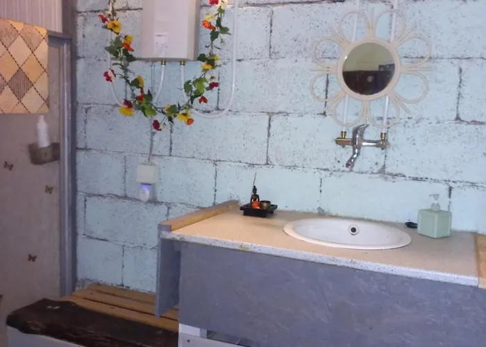 Oudenteak אורחן Euscheid